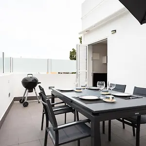 Ferienhaus Homelike Stunning Sea Front House El Poris, Poris de Abona